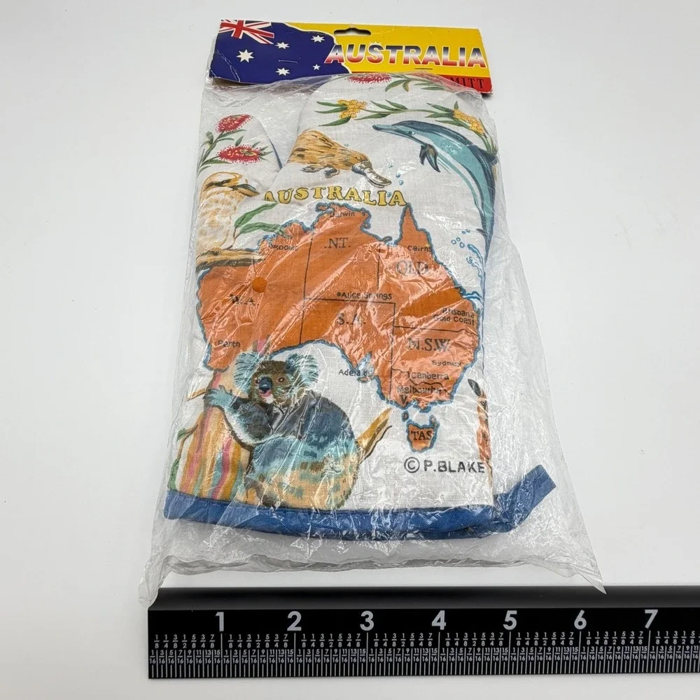 Australia Oven Mitt Map Koala Kangaroo Dolphin Souvenir Kitchen Cooking Gift New